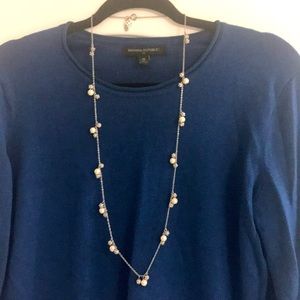 Very pretty pearl and shimmer necklace